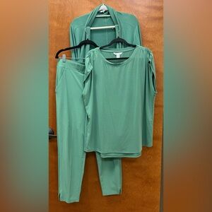 ATHLETA 3 piece athleisure set Pranayama wrap, get away tee, Brooklyn pant XL